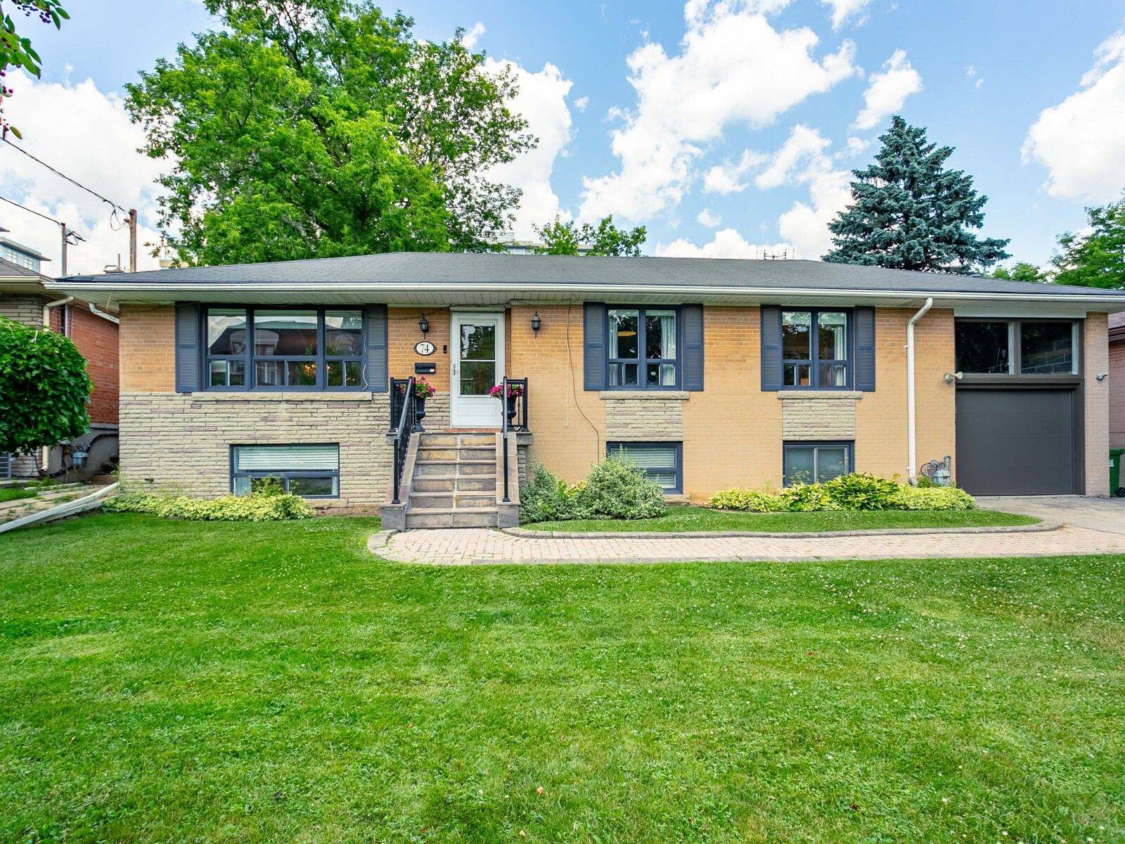 74 Alexis BLVD, Toronto C06, ON M3H 2P7
