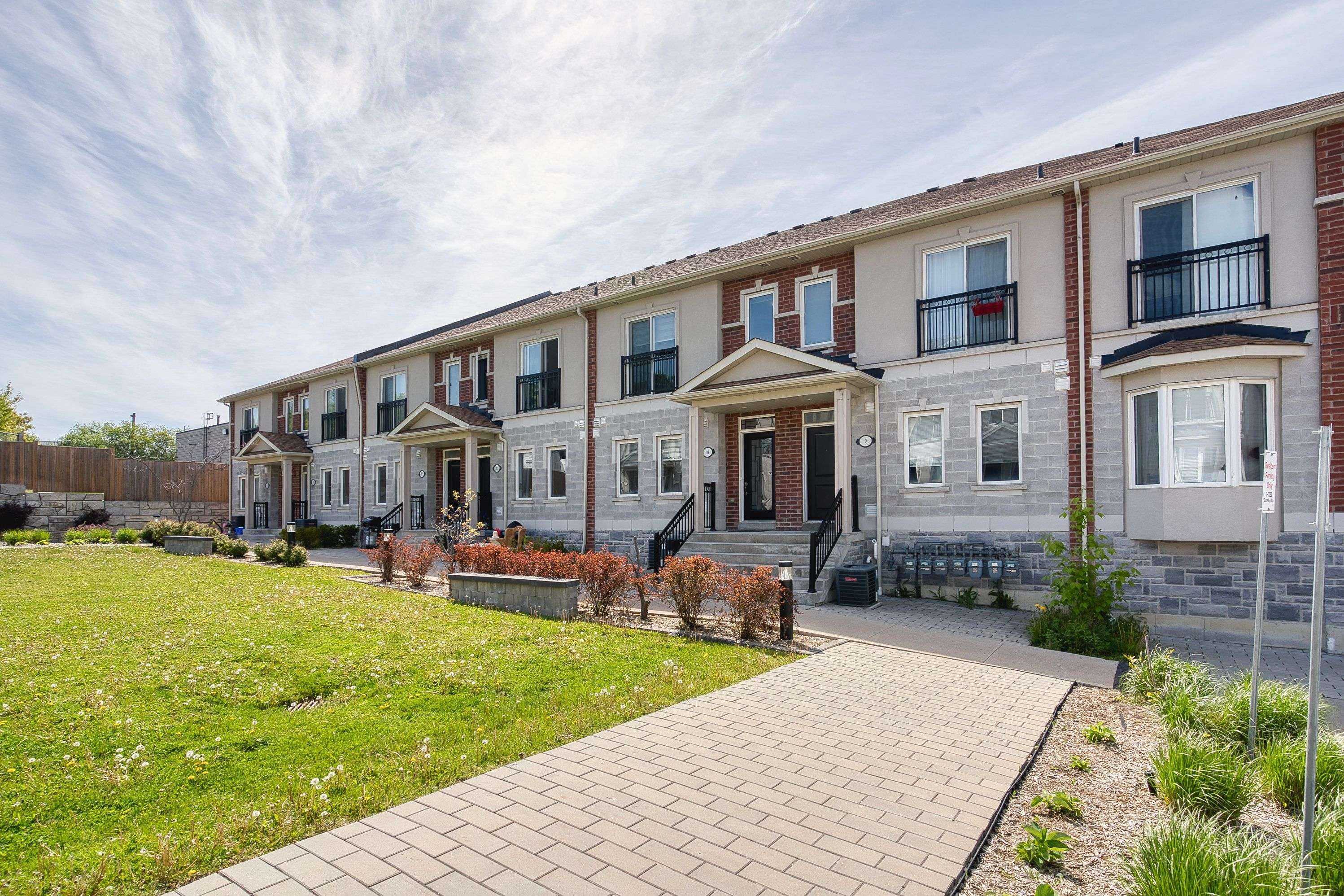 1020 Dunsley WAY, Whitby, ON L1N 0L5