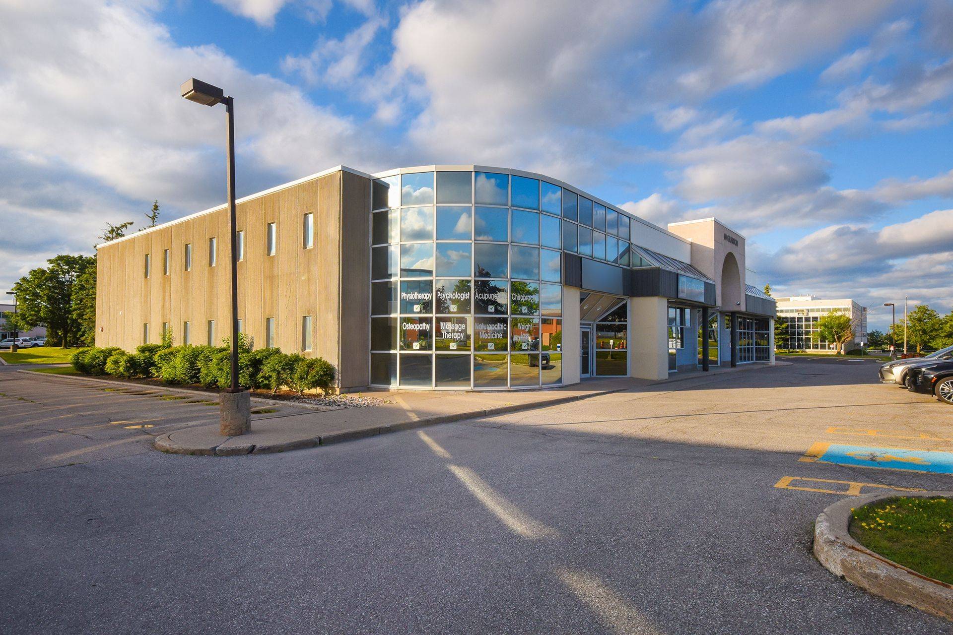 Richmond Hill, ON L4B 2N6,60 Granton DR #Office Q