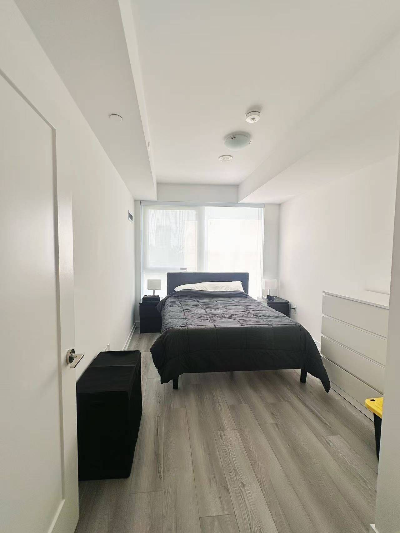 Richmond Hill, ON L4B 0H5,95 Oneida CRES #402