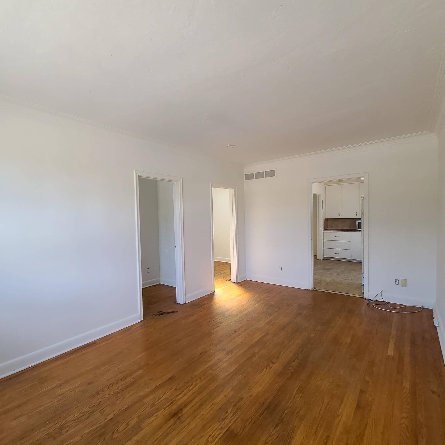 Toronto W06, ON M8W 1R2,3813 Lake Shore BLVD W #1