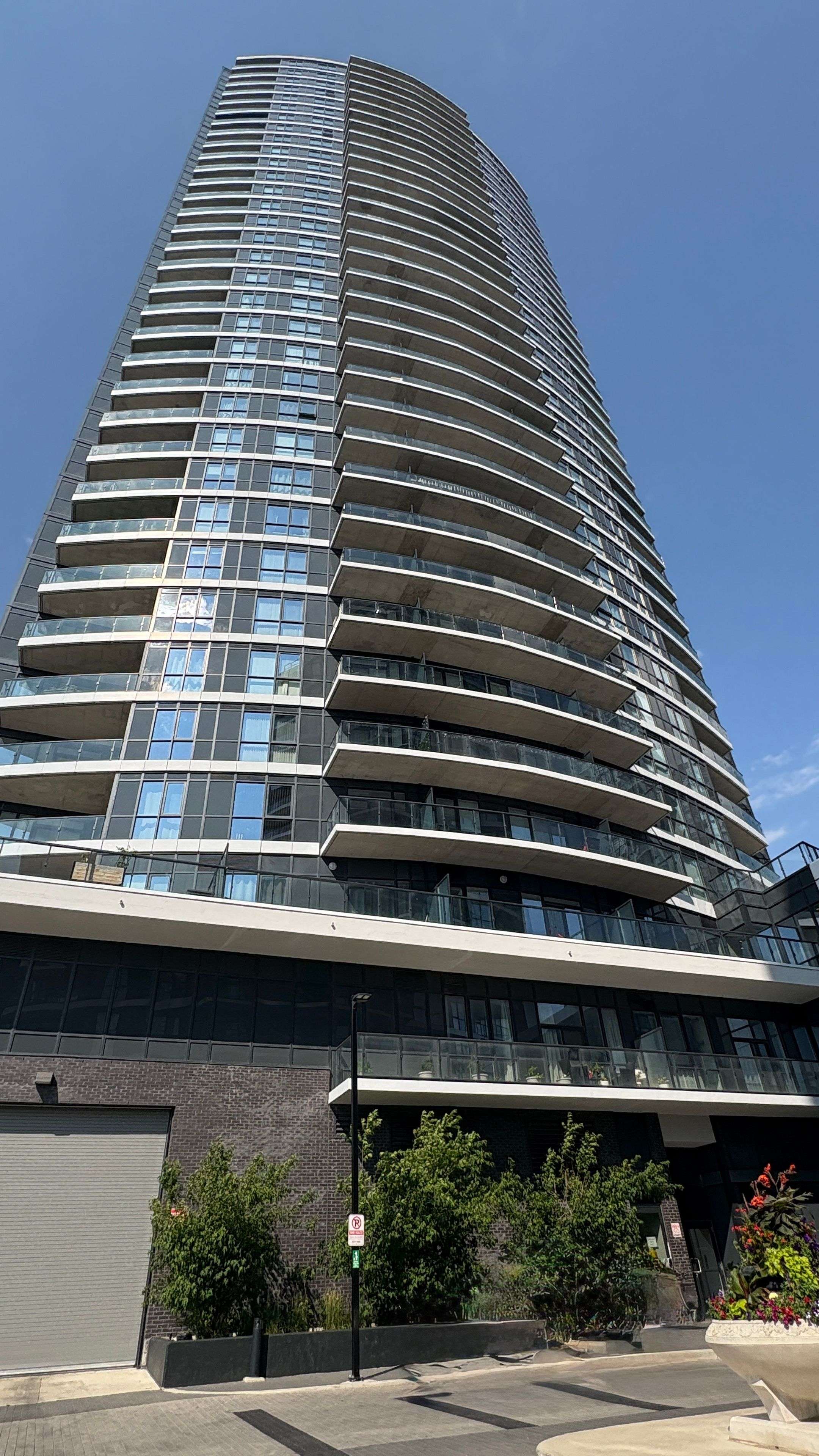 Mississauga, ON L5R 0E9
