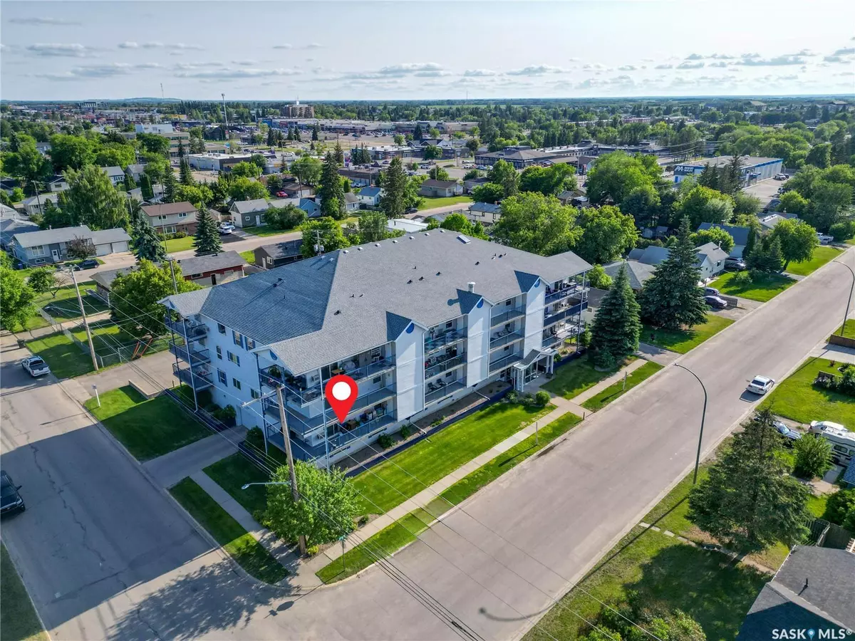 Prince Albert, SK S6V 5A3,2501 1st AVENUE W #304