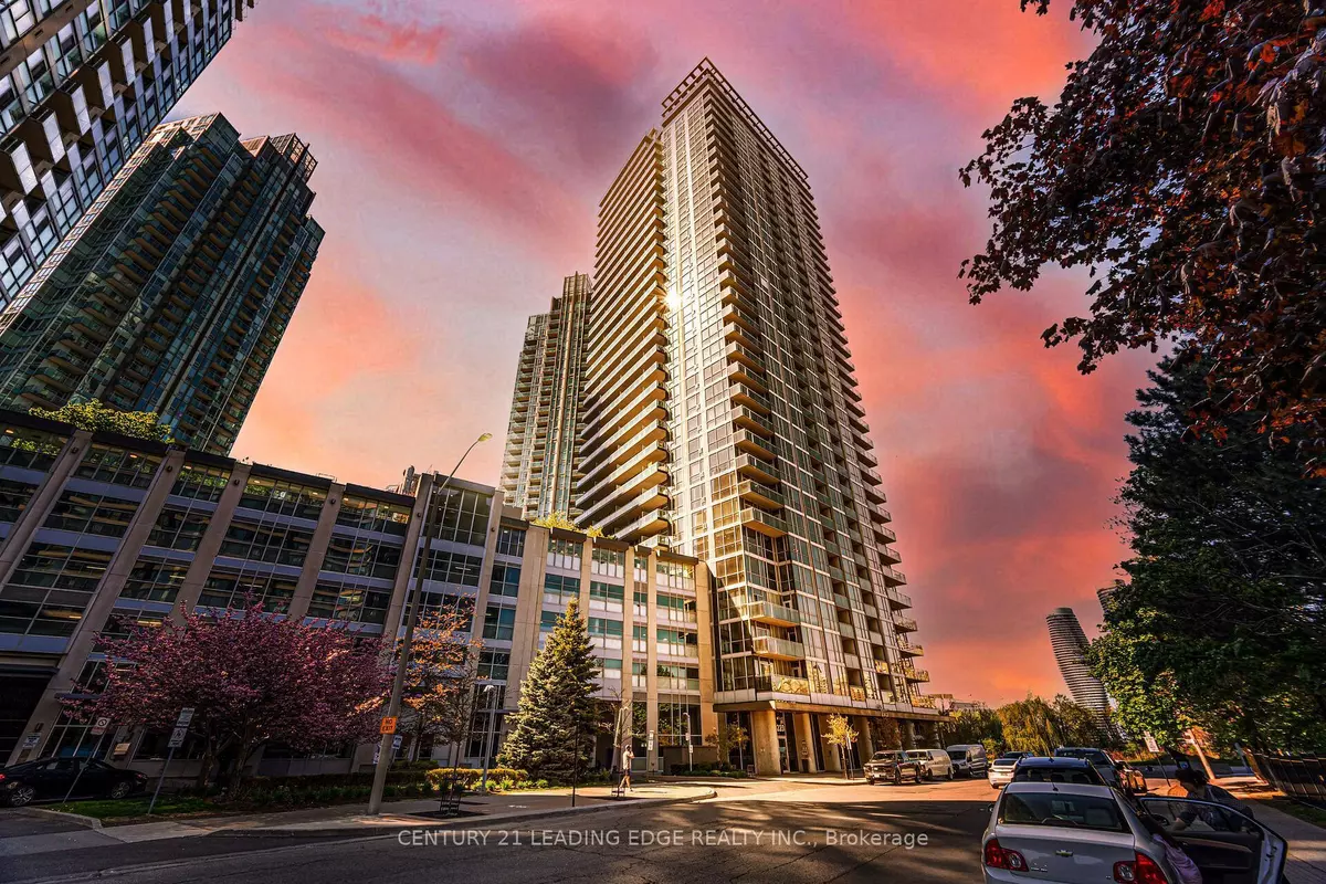 Mississauga, ON L5B 0E8,223 Webb DR S #201