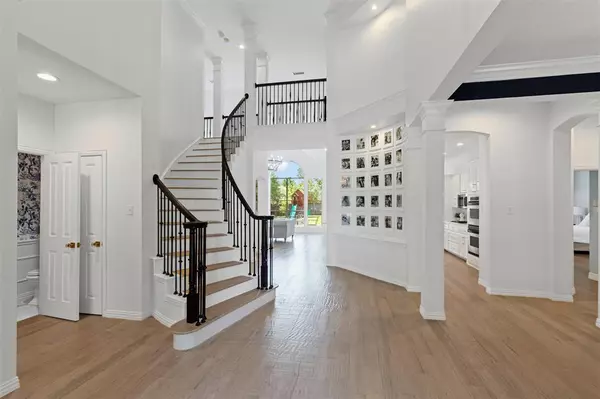 707 Greymoor Place, Southlake, TX 76092