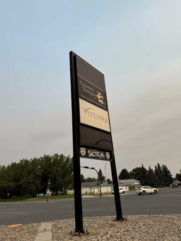 Lethbridge, AB T1H 0P1,2802 5 AVE North