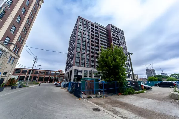 Toronto C01, ON M6R 2B2,181 Sterling RD #409