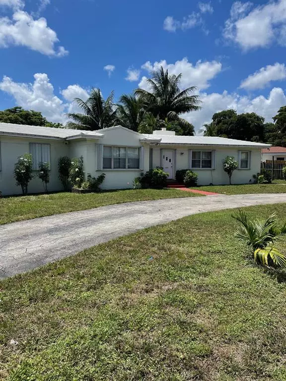 2807 Polk St, Hollywood, FL 33020