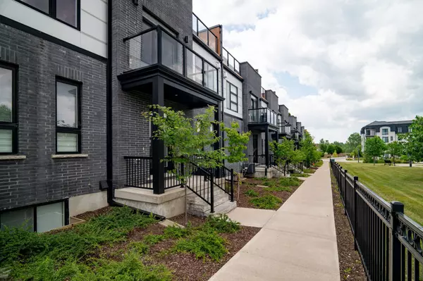 London North, ON N6G 0M3,231 Callaway RD #20