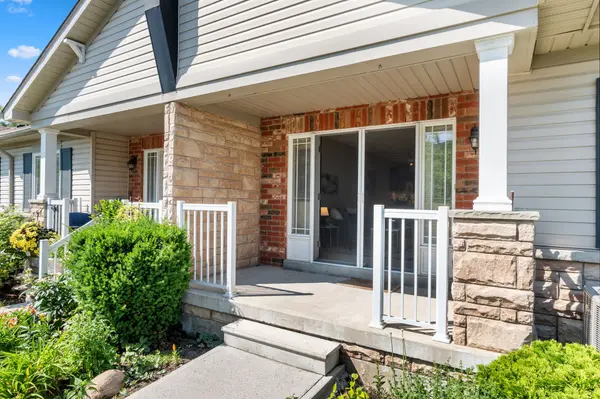 Cobourg, ON K9A 0G2,740 Carlisle ST #22