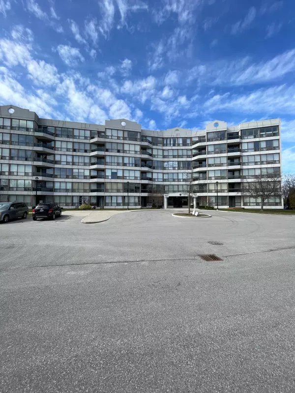 107 Bagot ST #105, Guelph, ON N1H 8H5