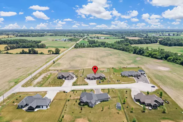 Haldimand, ON N1A 2W2,5 SILVERTHORNE CT