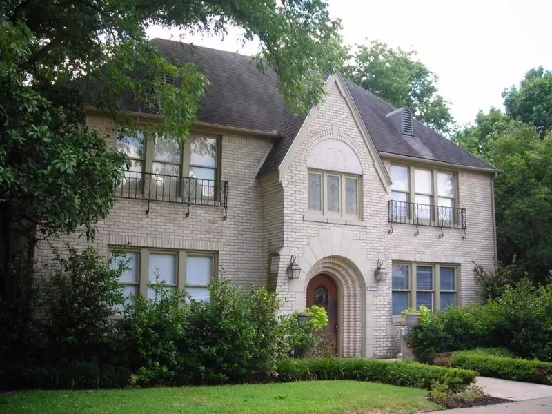 4000 Hawthorne Avenue #10, Dallas, TX 75219