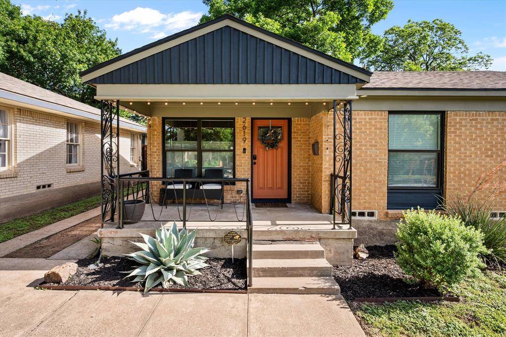 Dallas, TX 75211,2619 Burlington Boulevard