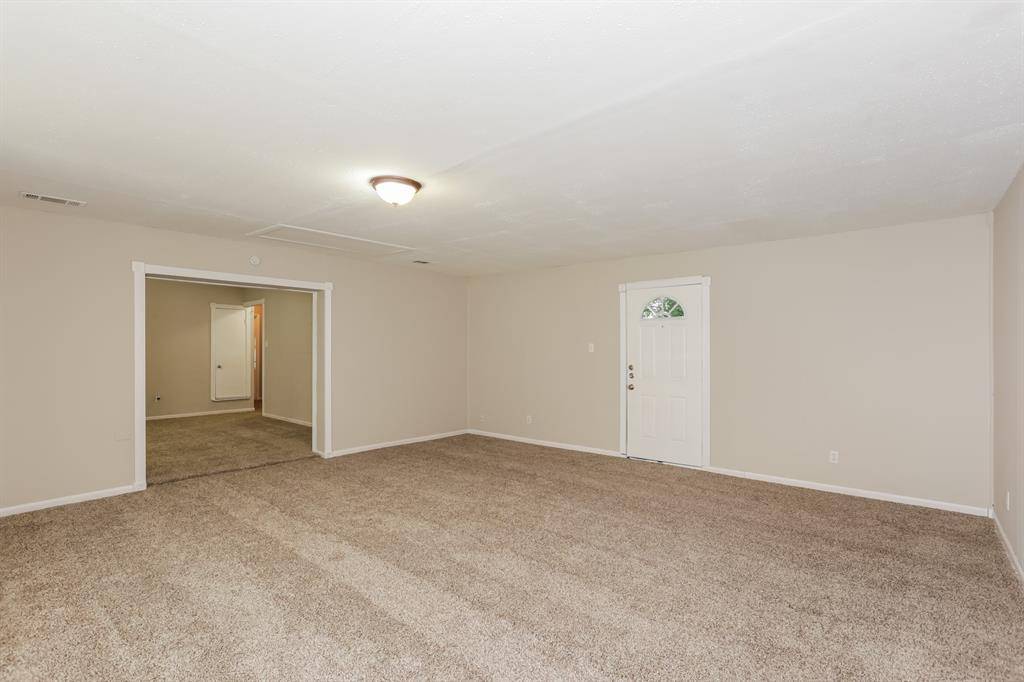 Everman, TX 76140,308 Coury Road
