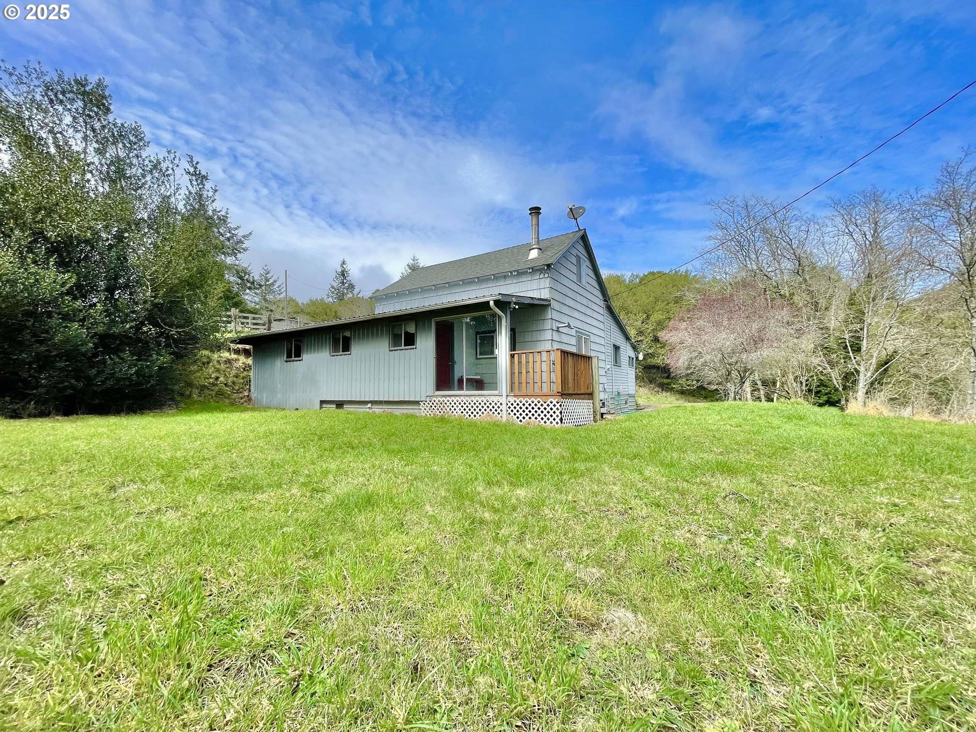 Coquille, OR 97423,91671 NORTH BANK LN
