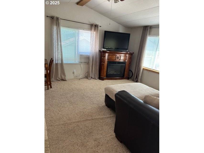 Dexter, OR 97431,39140 DEXTER RD ##60