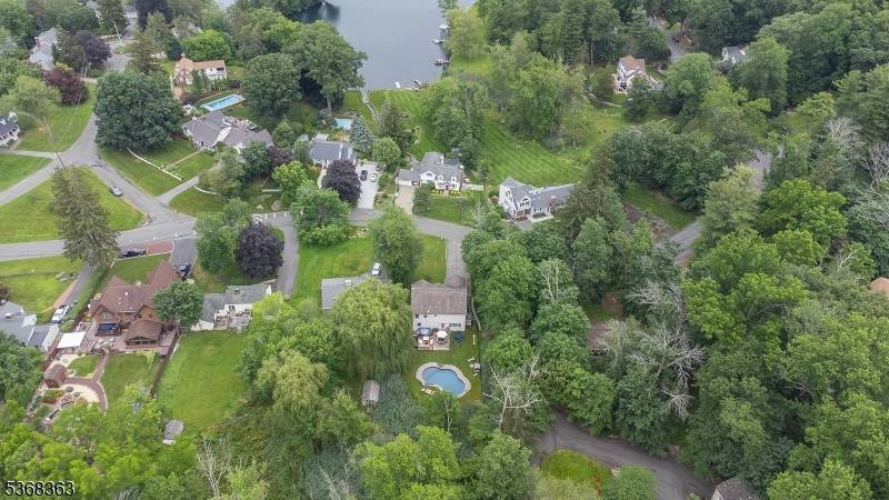 Sparta Twp., NJ 07871,42 S Shore Trl