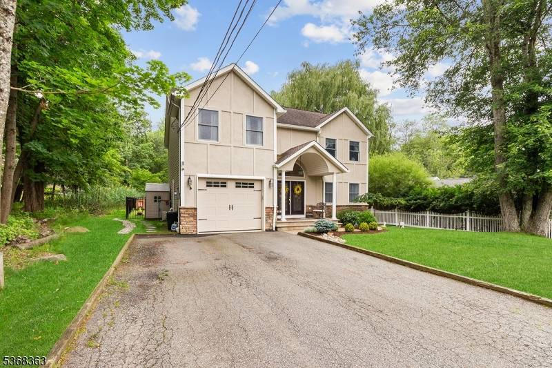 Sparta Twp., NJ 07871,42 S Shore Trl