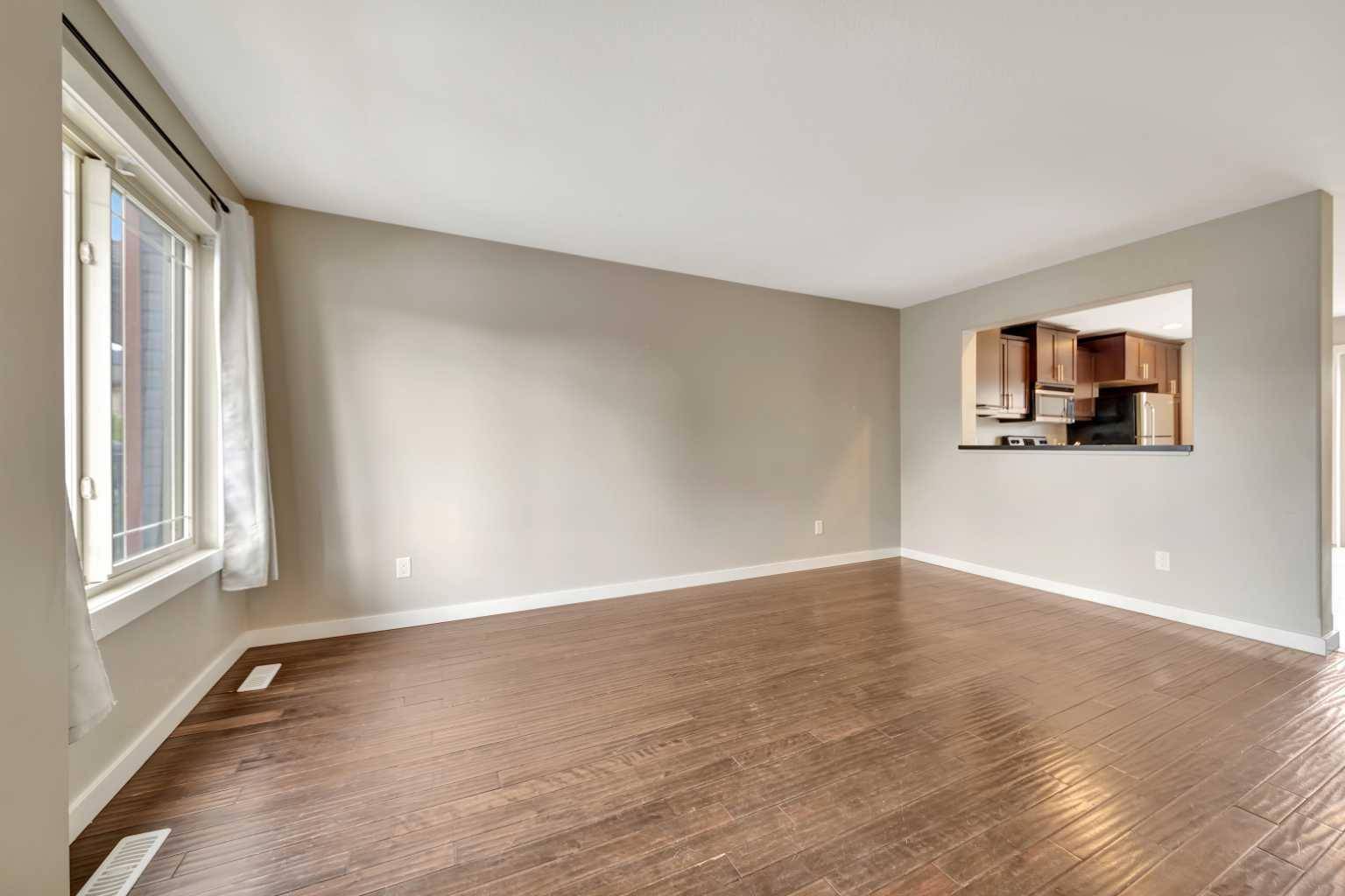 Lloydminster, SK S9V 2J2,4260 41 ST #3