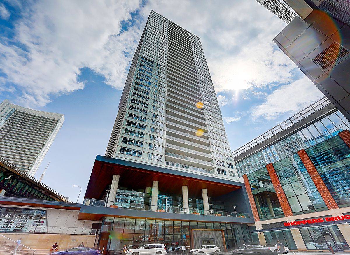 17 Bathurst ST #601, Toronto C01, ON M5V 0N1