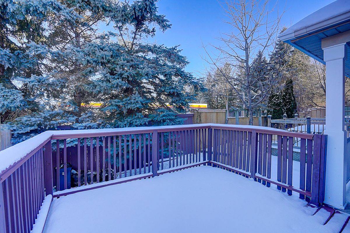 Richmond Hill, ON L4E 4H1,10 Old Colony RD #14
