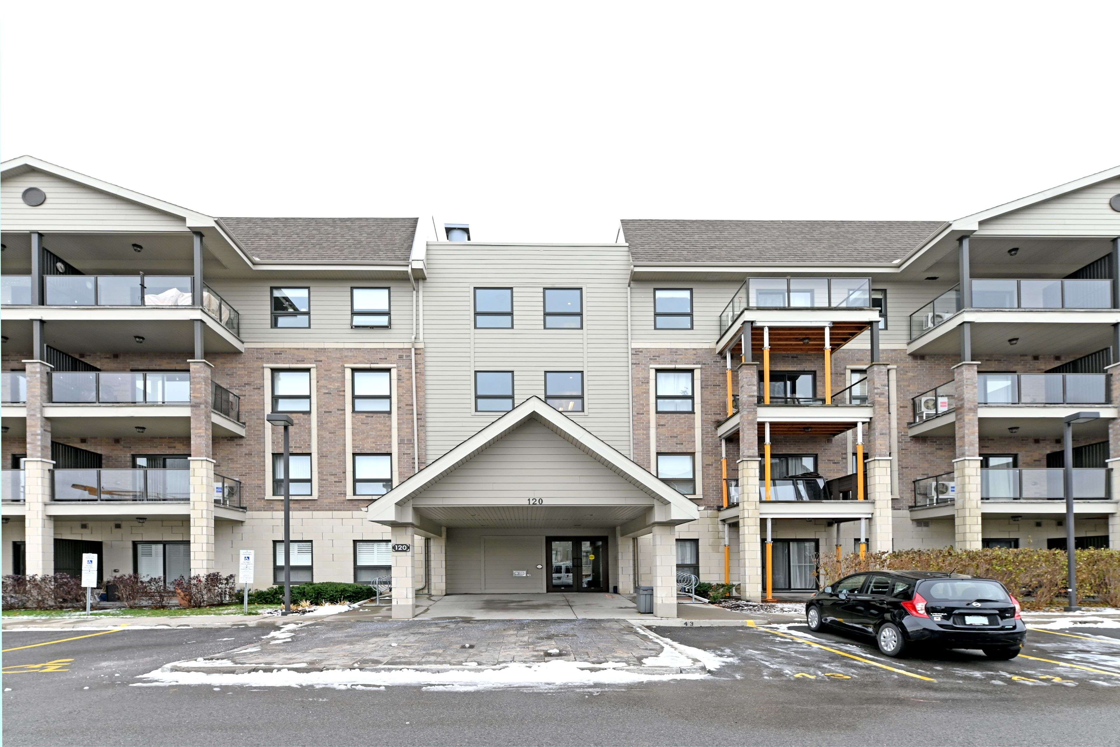 120 Prestige CIR #101, Orleans - Cumberland And Area, ON K4A 1B4