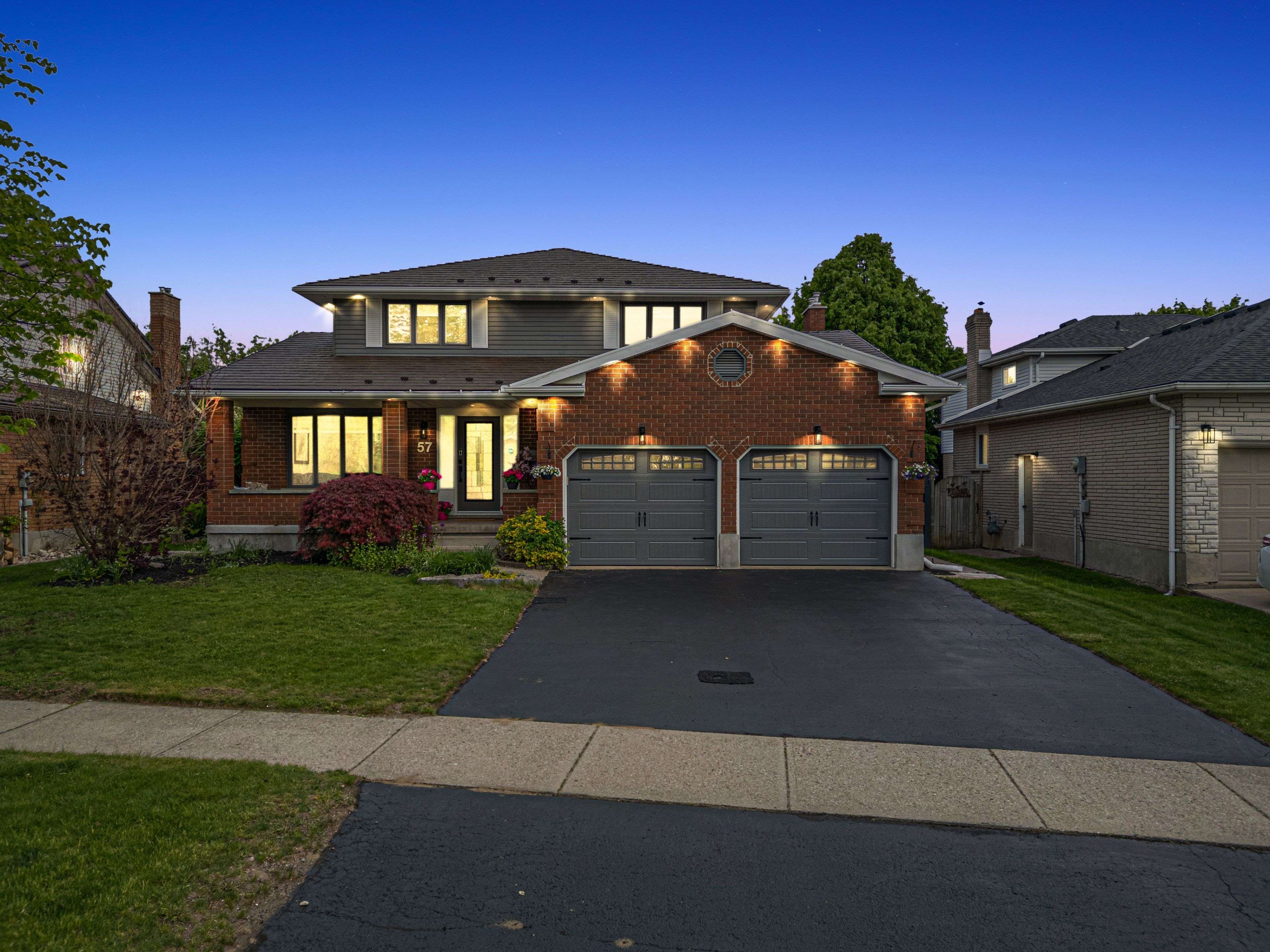 57 Springmount DR, Kitchener, ON N2A 3V2