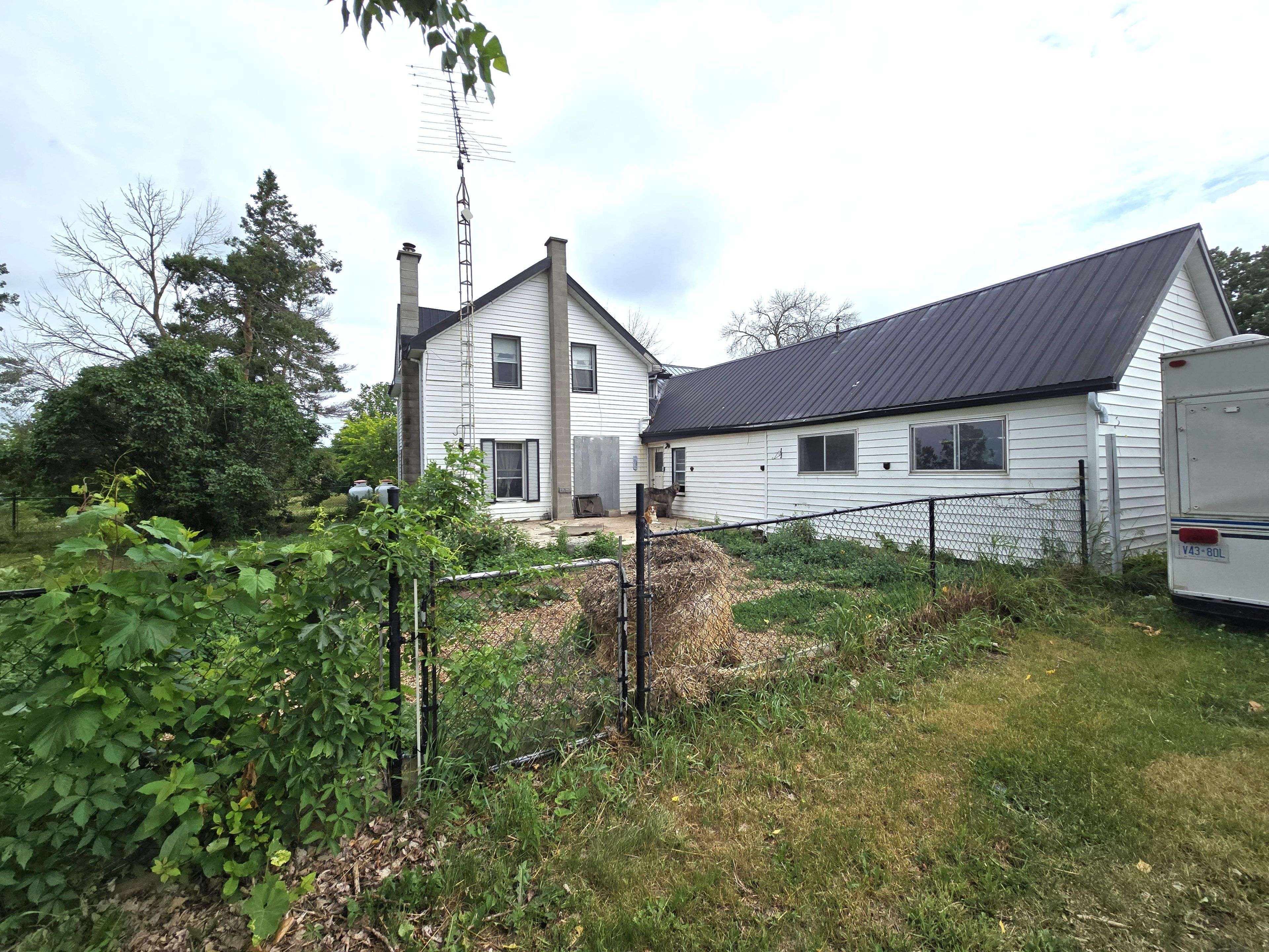 Stirling-rawdon, ON K0K 3E0,145 Mount Pleasant RD