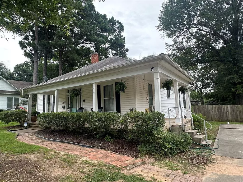 Paris, TX 75460,1734 Margaret Street