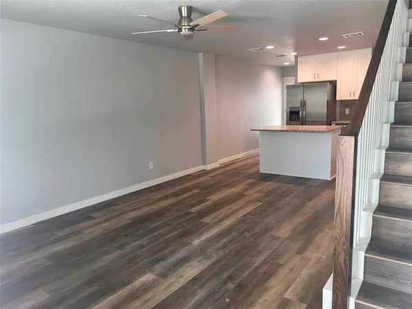 Itasca, TX 76055,105 W North Street
