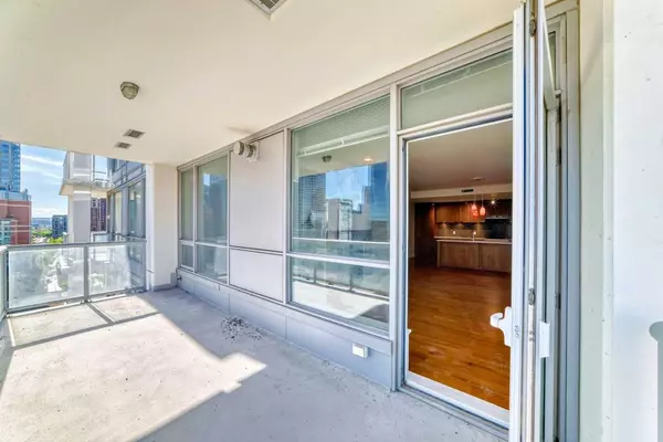 Calgary, AB T2P 0X2,222 Riverfront AVE SW #1126