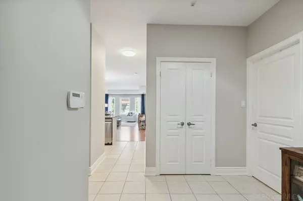Vaughan, ON L6A 0A1,9901 Keele ST #101