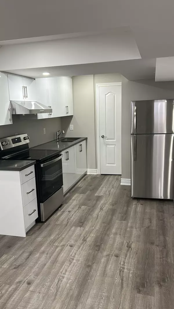 Milton, ON L9E 1T6,1466 Kovachik BLVD #1A