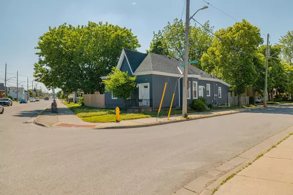 London East, ON N5Z 1S2,445 Hamilton RD