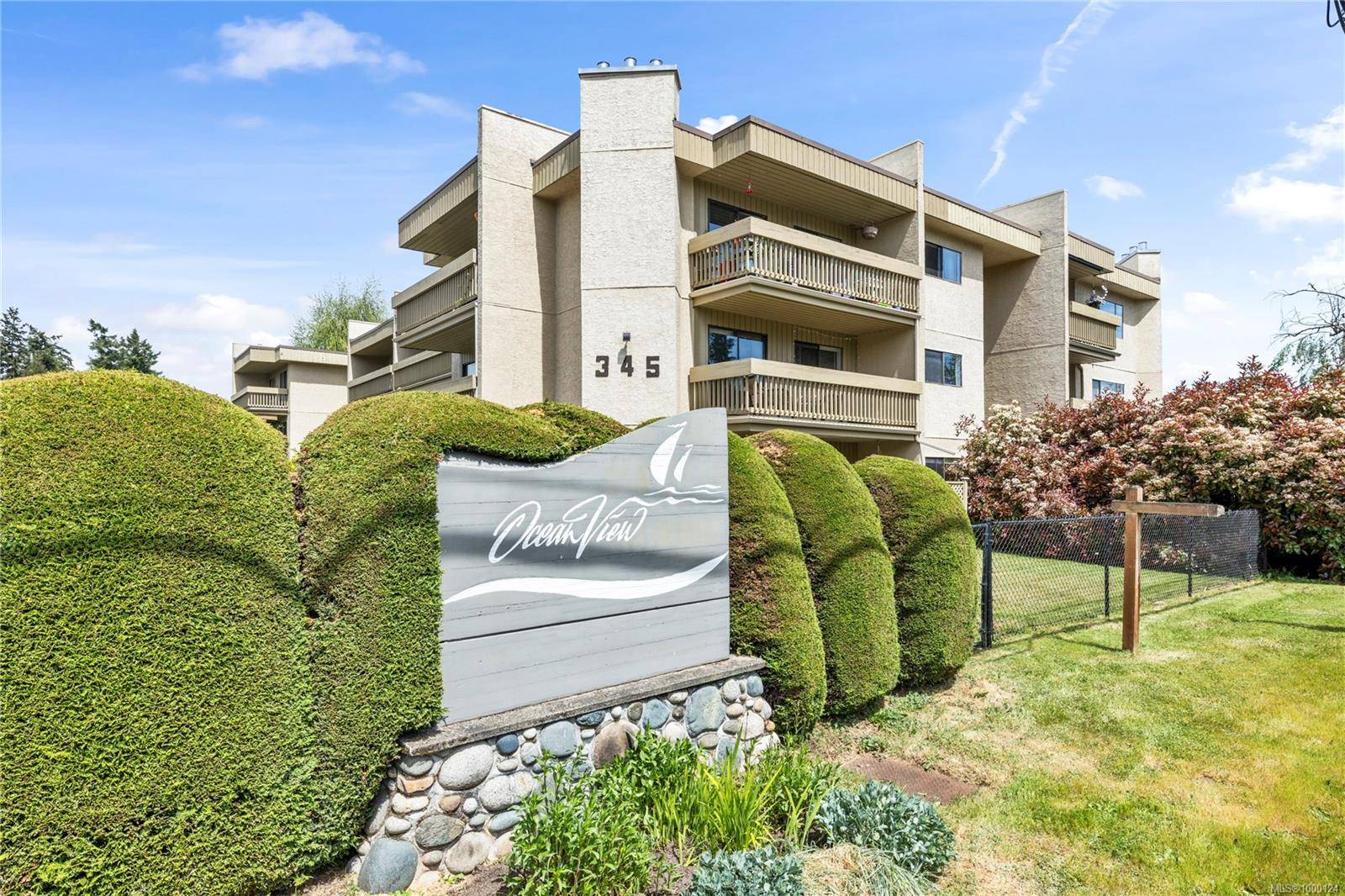 345 Morison Ave #301, Parksville, BC V9P 1P6