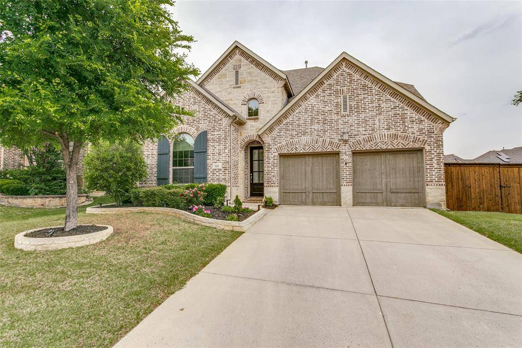 318 Park Hill Lane, Grapevine, TX 76051
