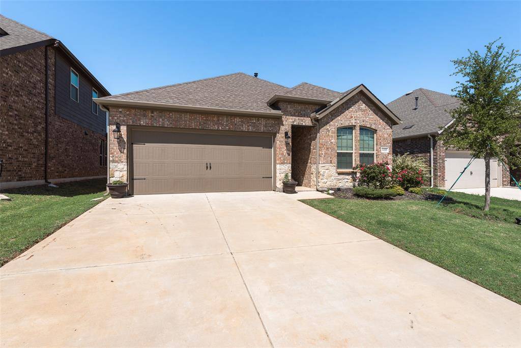 Aubrey, TX 76227,11215 Hawks Landing Drive