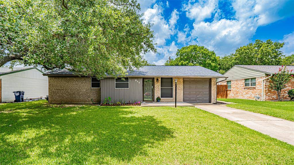 Burleson, TX 76028,217 Wintercrest Road