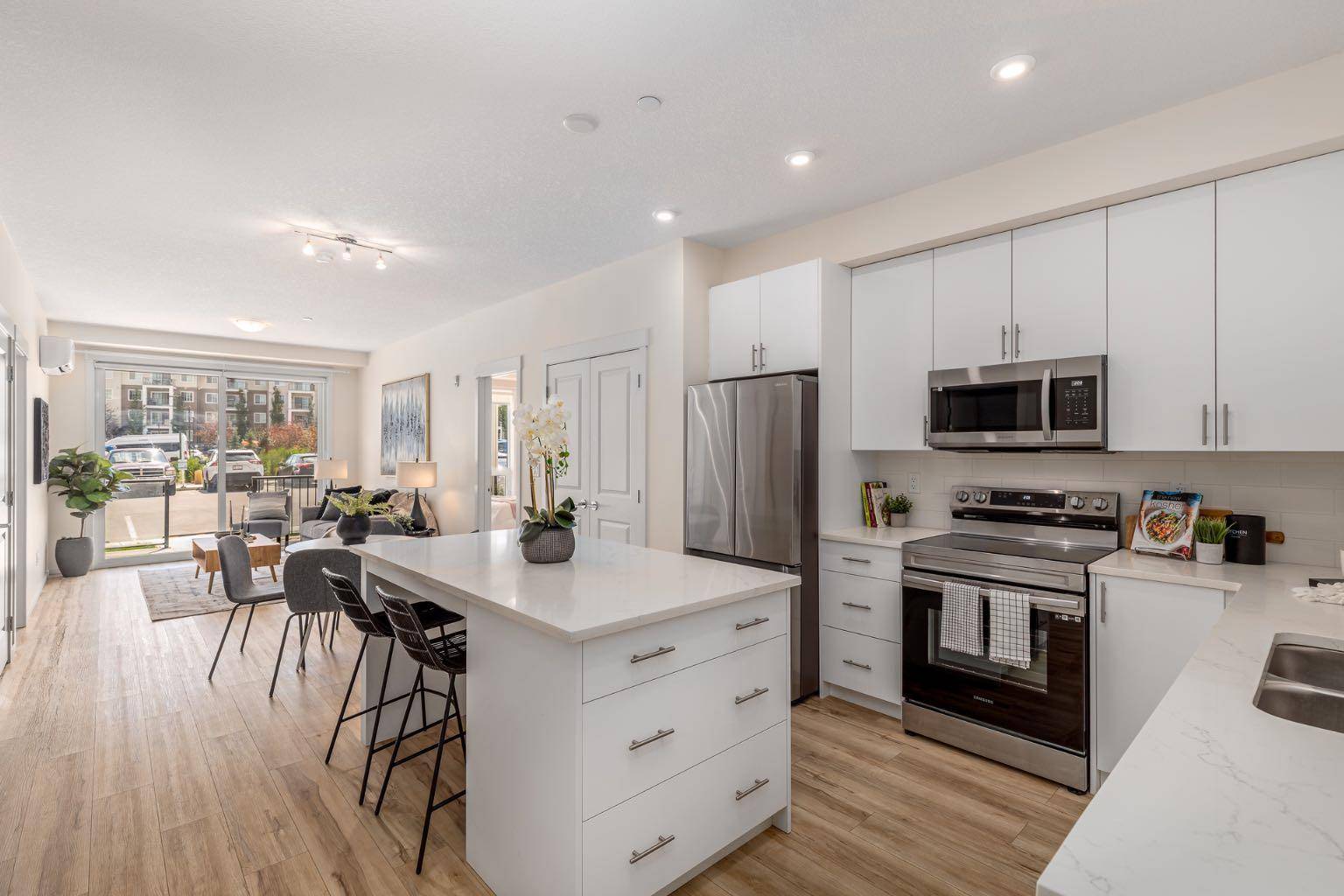 15 Sage Meadows LNDG NW #6105, Calgary, AB T3P 1E5