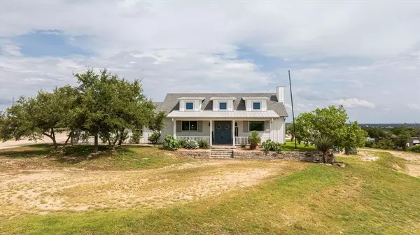 124 Mike Thornton Court, Weatherford, TX 76088