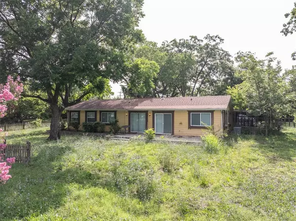 Mckinney, TX 75069,1304 S Tennessee Street