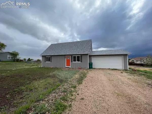 10910 Double D RD, Fountain, CO 80817