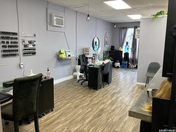Nipawin, SK S0E 1E0,107 1st AVENUE E