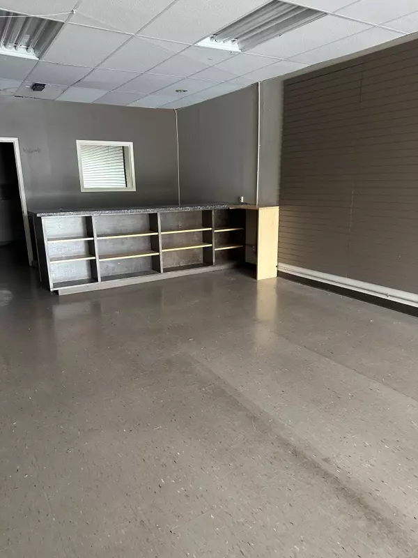 Toronto W05, ON M9L 2K9,2965 Islington AVE #7