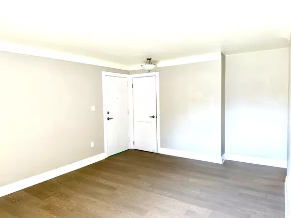 St. Catharines, ON L2M 4T3,286 VINE ST #3