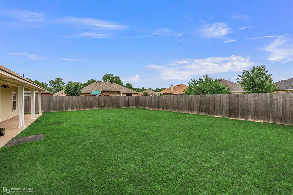 Bossier City, LA 71112,303 Avondale Circle