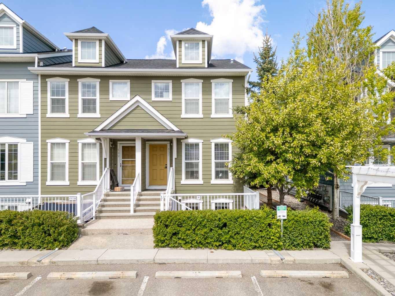 Calgary, AB T2Z 1A8,535 Mckenzie Towne Close SE