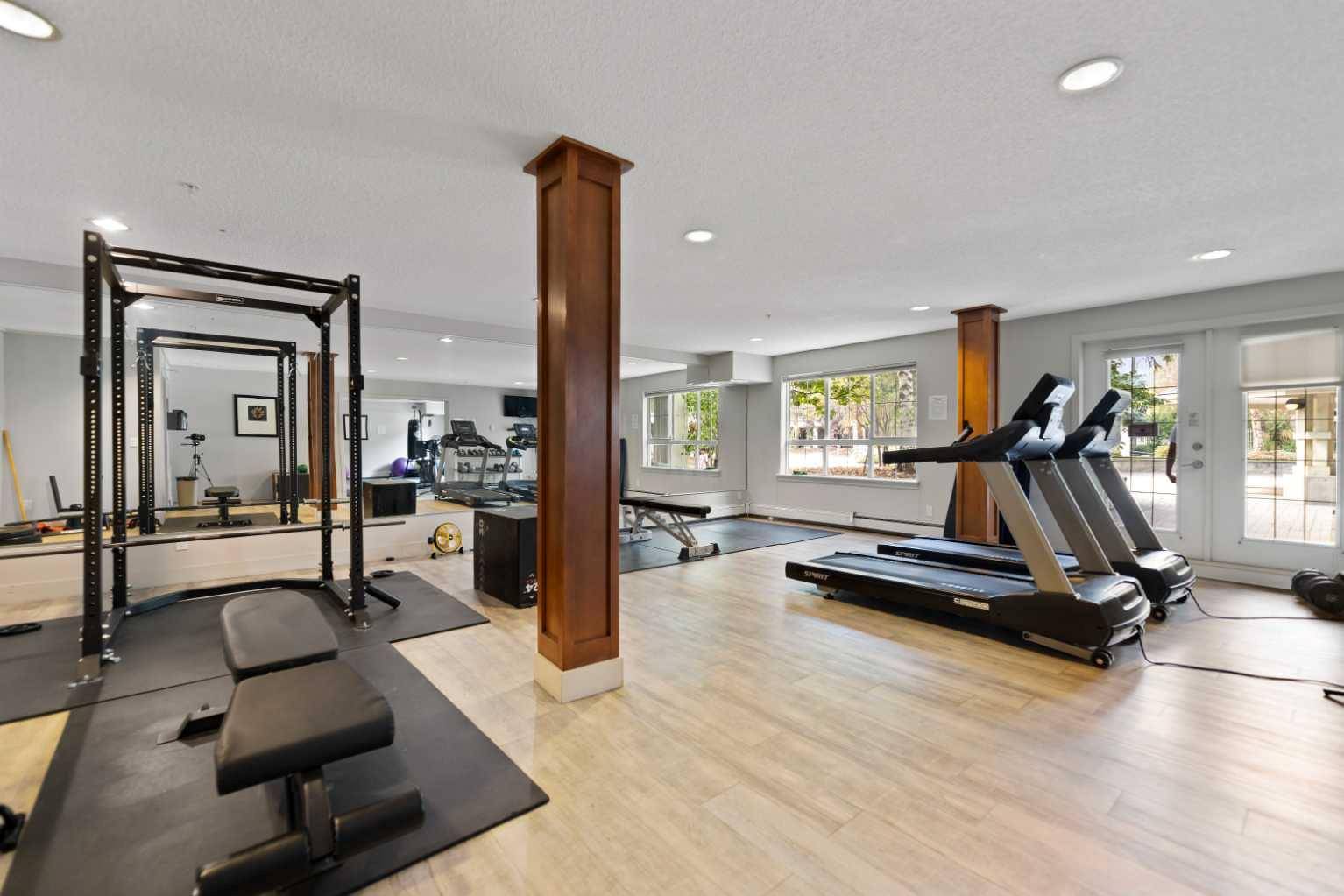 Calgary, AB T3E7N9,35 Richard CT Southwest #202