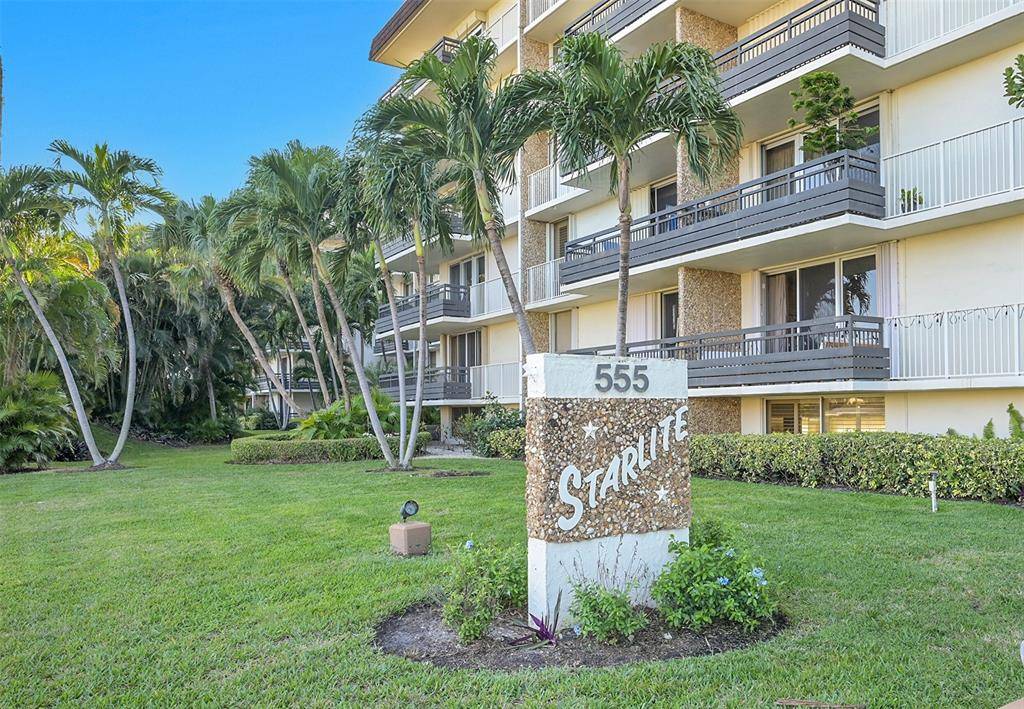 [StreetName, UnitNumber, StreetNumber, StreetDirPrefix], Boca Raton, FL 33432